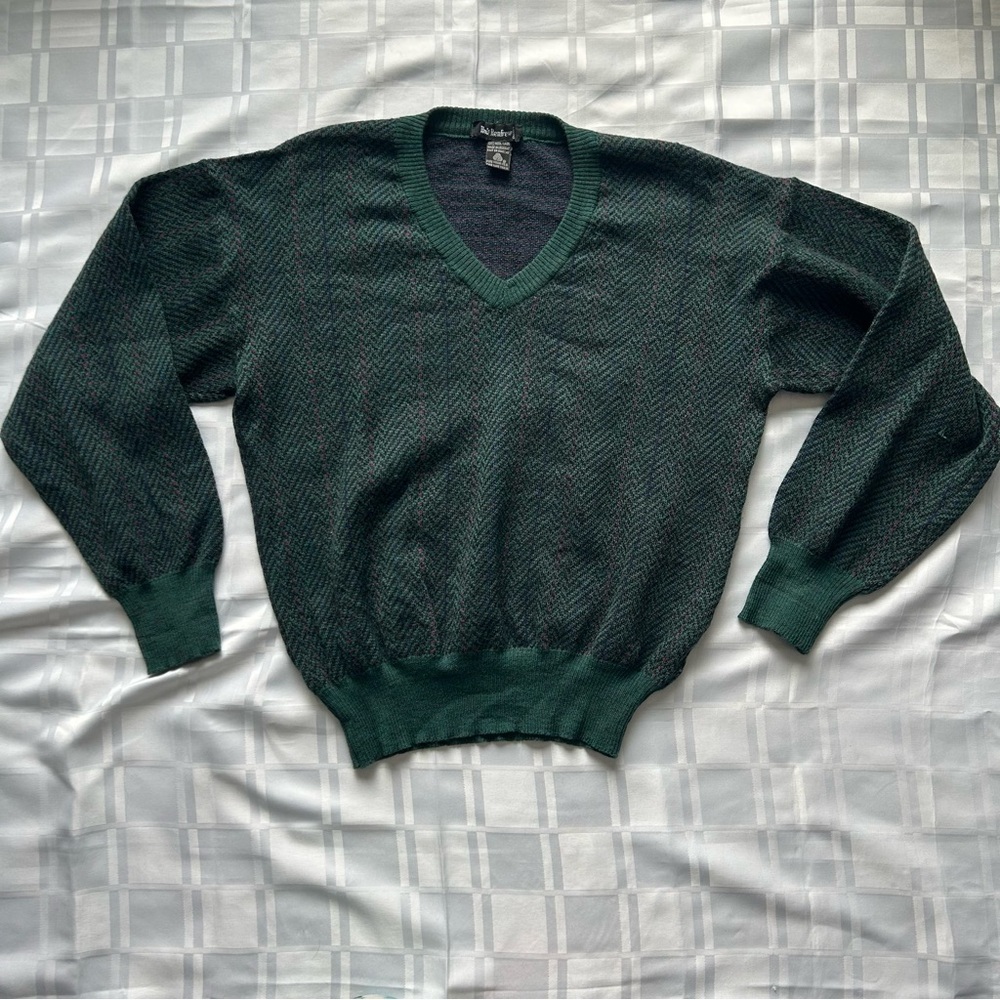 Holt Renfrew Vintage Green Chevron Print Long Sleeve Wool Knit Sweater